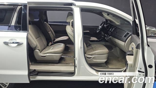 Kia All New Carnival Prestige, 2017 11