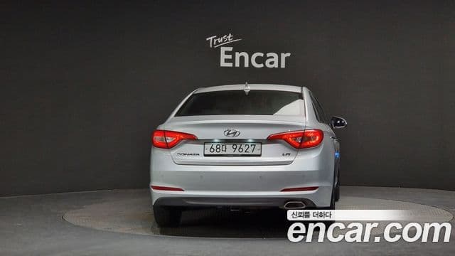 Hyundai LF Sonata Premium, 2015 4