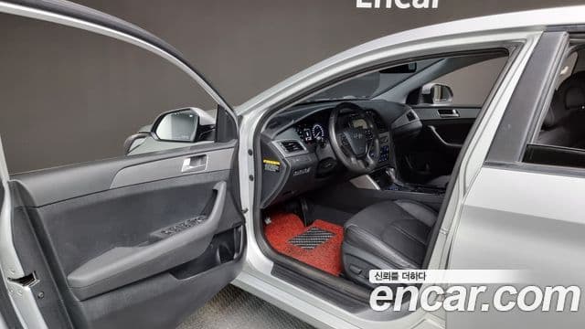 Hyundai LF Sonata Premium, 2015 11