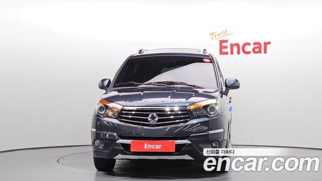 KG모빌리티(SsangYong) Korando 투리스모 4WD TX 9인승, 2016 3