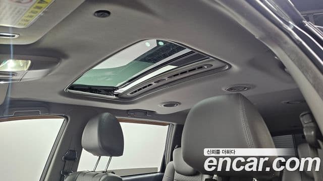 KG모빌리티(SsangYong) Korando 투리스모 4WD TX 9인승, 2016 17