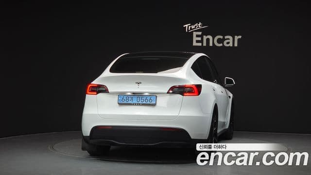 Tesla модель Y, 2023 4
