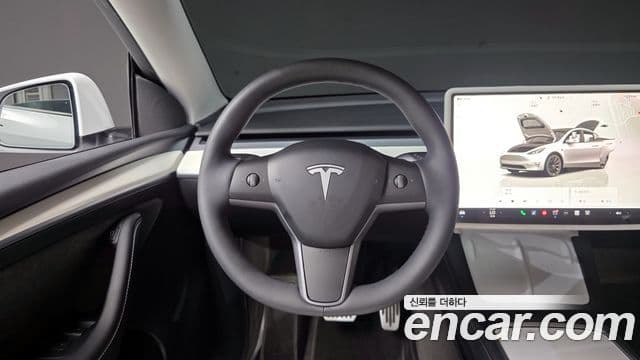 Tesla модель Y, 2023 13