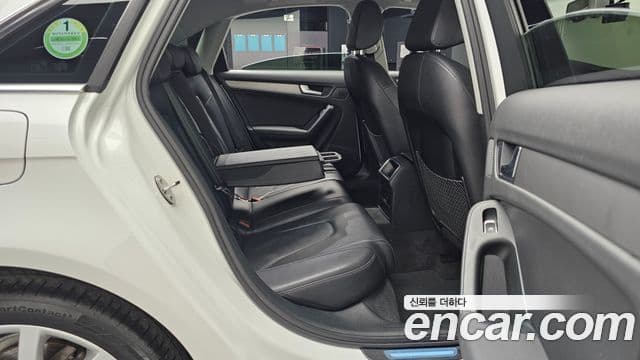 Audi New A4 B8, 2014 12