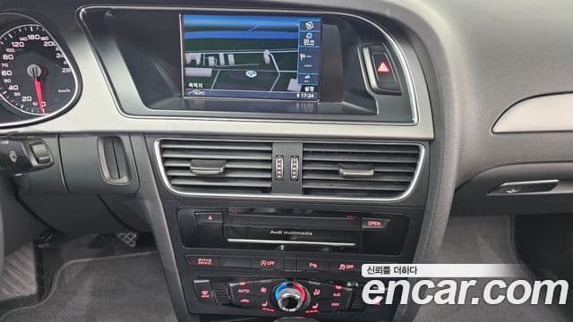 Audi New A4 B8, 2014 14