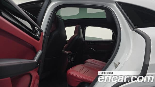 Porsche Cayenne (PO536) 3.0 купе, 2021 12