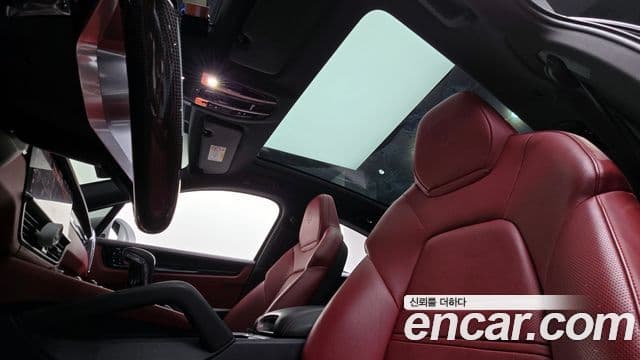 Porsche Cayenne (PO536) 3.0 купе, 2021 19