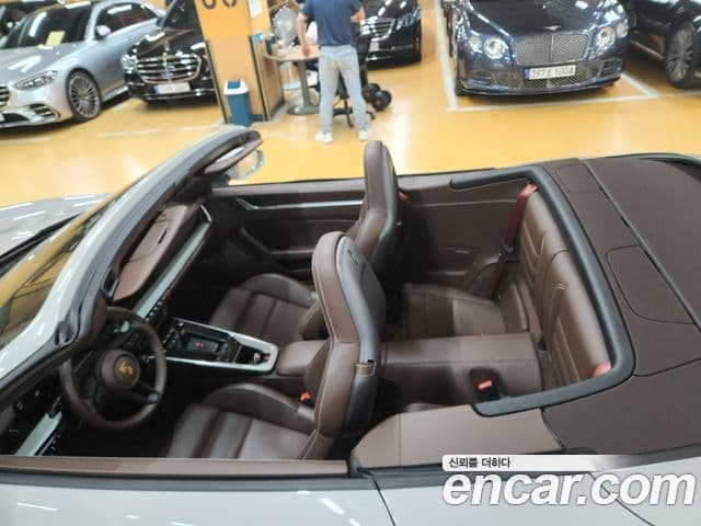 Porsche 911 (992) турбо S кабриолет, 2022 15