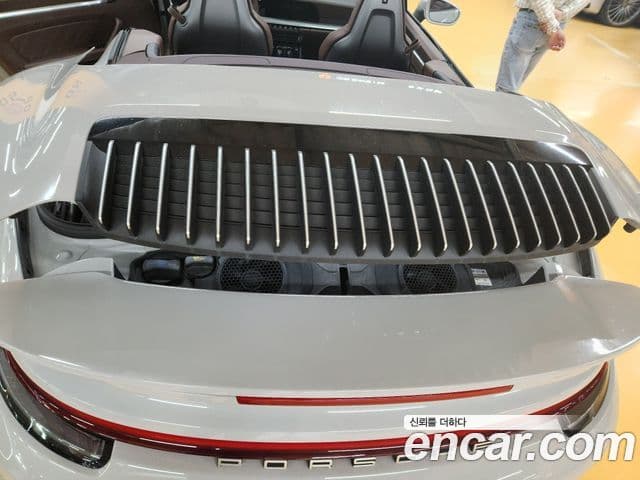 Porsche 911 (992) турбо S кабриолет, 2022 18