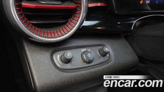 Chevrolet(GM대우) Trax кроссовер 1.2 RS, 2024 18