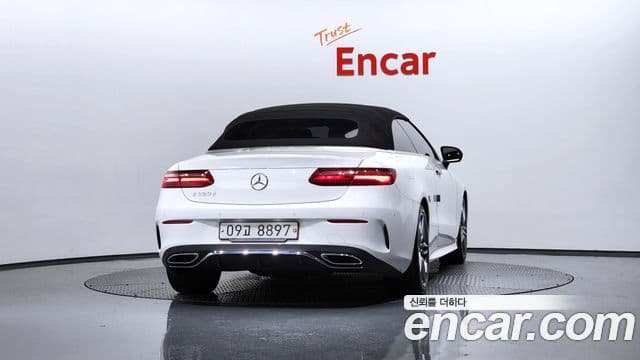 Mercedes-Benz E-класс W213 E220d кабриолет, 2018 4