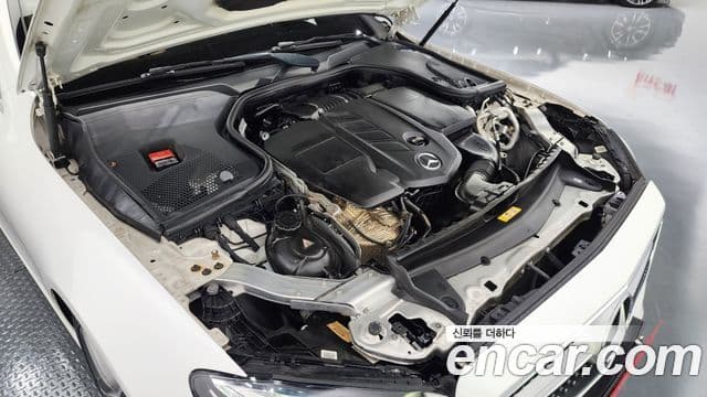 Mercedes-Benz E-класс W213 E220d кабриолет, 2018 6