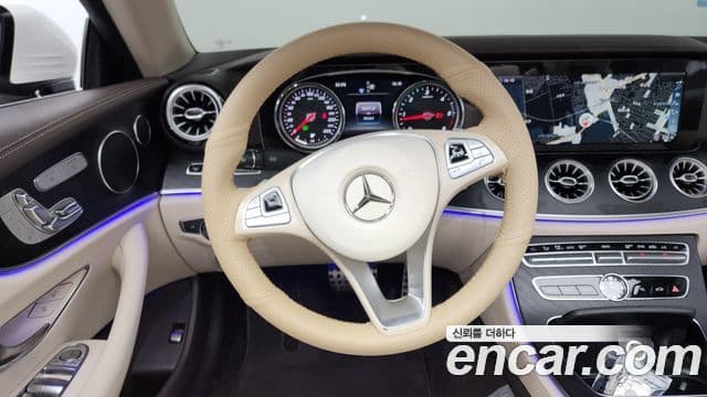 Mercedes-Benz E-класс W213 E220d кабриолет, 2018 13