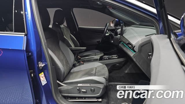 Volkswagen ID.4 Pro, 2025 10