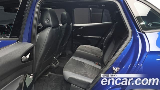 Volkswagen ID.4 Pro, 2025 12