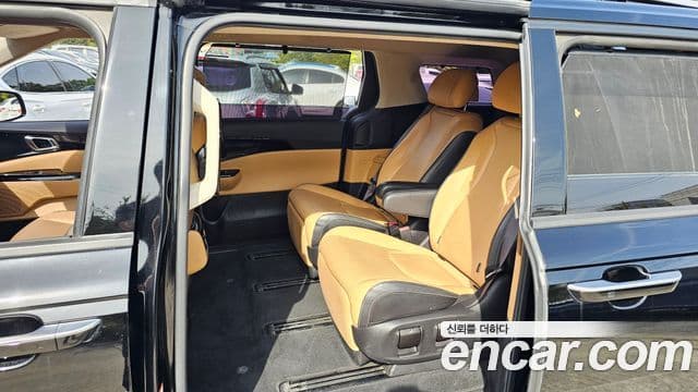 Kia Carnival 4세대 Signature, 2021 11