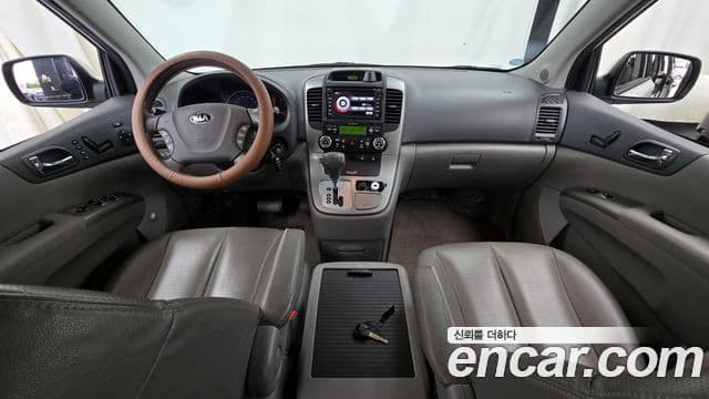 Kia Carnival R President, 2013 7