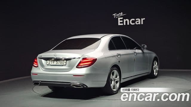 Mercedes-Benz E-класс W213 Avantgarde, 2018 2