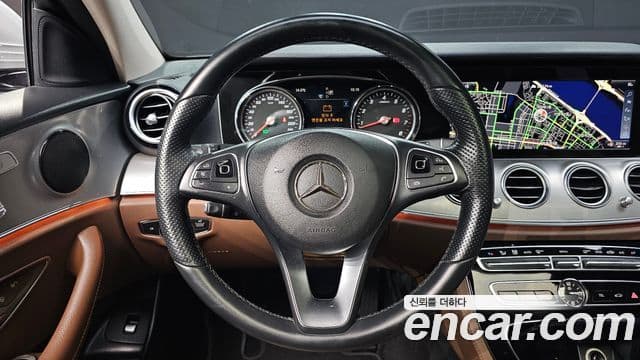 Mercedes-Benz E-класс W213 Avantgarde, 2018 13