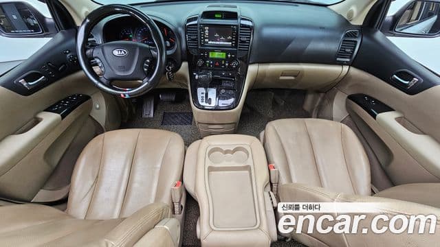 Kia Carnival R President, 2012 7
