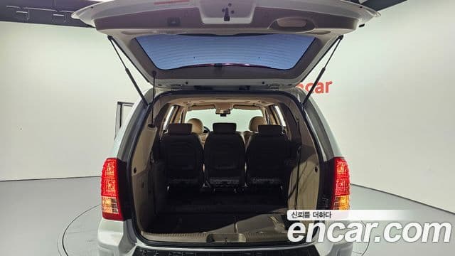 Kia Carnival R President, 2012 20