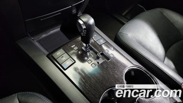 Kia Mohave 4WD KV300, 2014 9