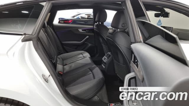 Audi A5 (F5) 40 TFSI Quattro Premium Sportback, 2023 12