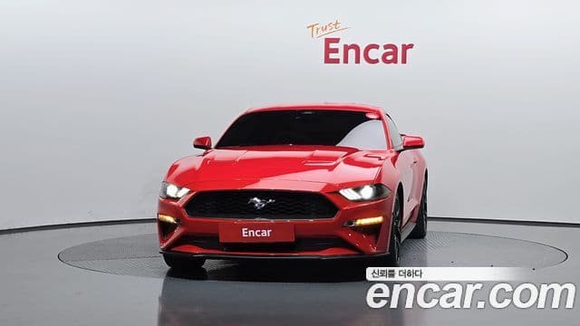 Ford Mustang купе, 2021 3