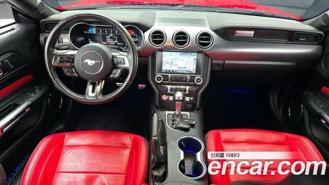 Ford Mustang купе, 2021 7