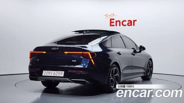 Kia The / новый New K5 гибрид 3세대 Signature, 2024 2