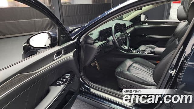 Kia The / новый New K5 гибрид 3세대 Signature, 2024 10