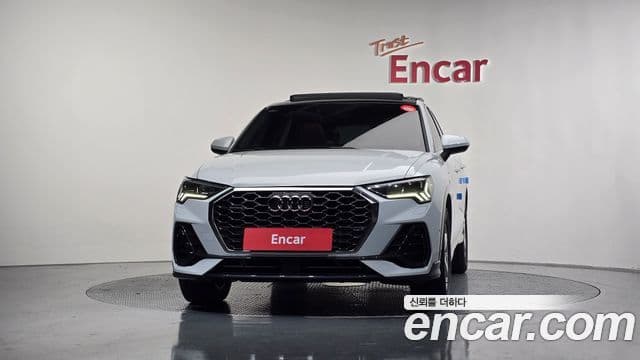 Audi Q3 (F3) 35 TDI Sportback, 2020 3