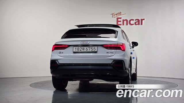 Audi Q3 (F3) 35 TDI Sportback, 2020 4