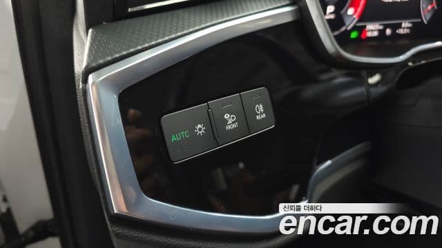 Audi Q3 (F3) 35 TDI Sportback, 2020 14