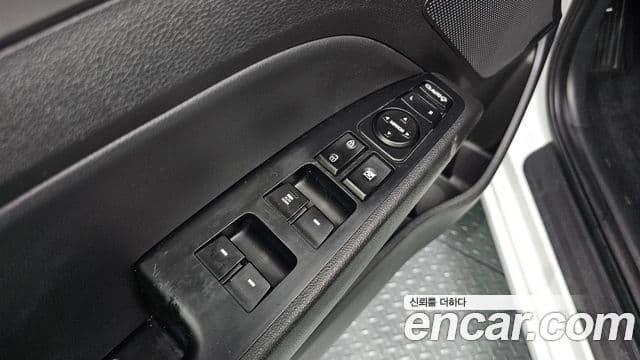 Hyundai Avante AD 1.6 e-VGT Smart, 2016 14