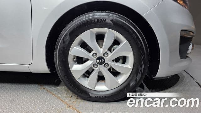 Kia The / новый New Pride Luxury, 2017 все фото