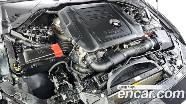 Jaguar XE Prestige, 2016 6