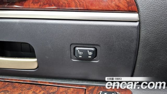 Lincoln 타운카 4.6L V8, 2007 18