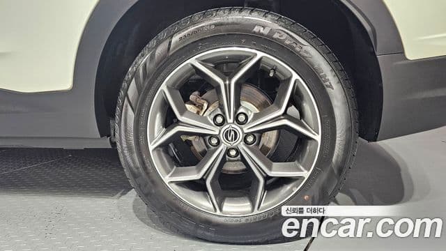 KG모빌리티(SsangYong) Beautiful Korando бензин 1.5 4WD C7, 2023 19