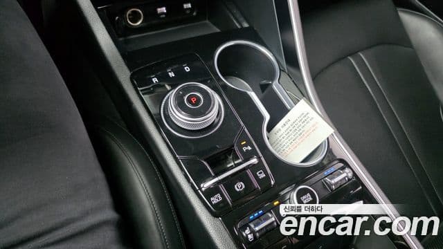 Kia K5 гибрид 3세대 Prestige, 2023 9