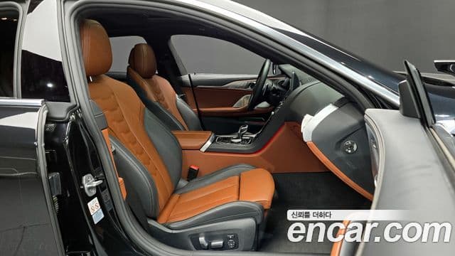 BMW 8시리즈 (G15) M850i xDrive Gran Coupe, 2024 11