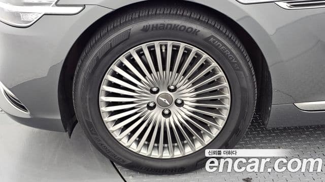 Genesis G90 Luxury, 2021 все фото