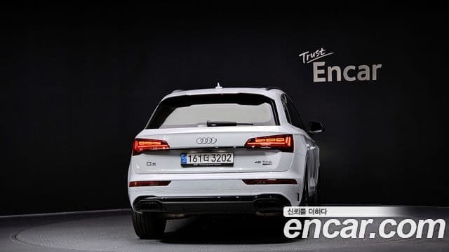 Audi Q5 (FY) Premium, 2024 4