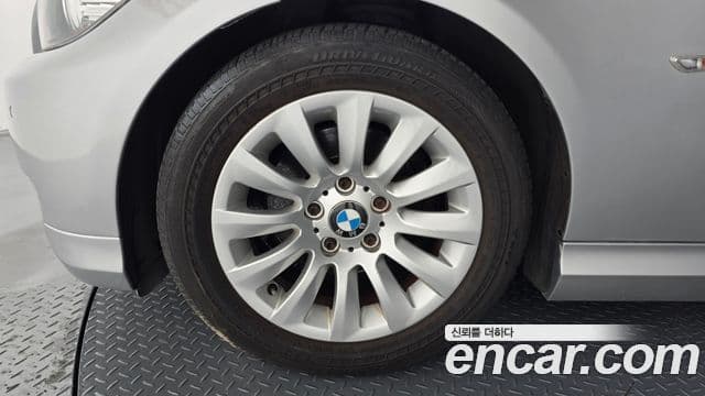 BMW 3시리즈 (E90) 320i седан, 2009 все фото