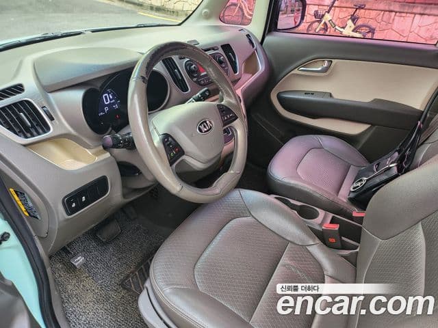 Kia Ray Luxury, 2013 13