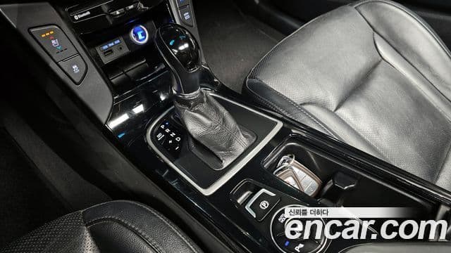 Hyundai i40 살룬 Premium, 2012 9