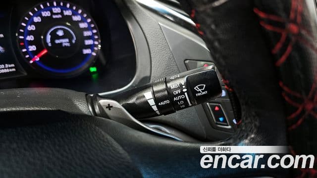 Hyundai i40 살룬 Premium, 2012 17