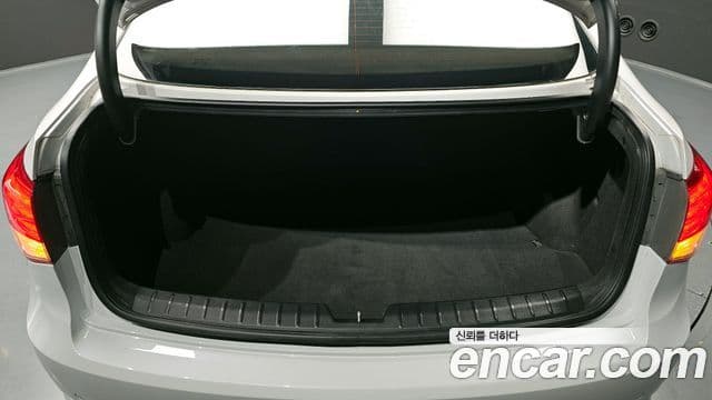 Hyundai i40 살룬 Premium, 2012 20