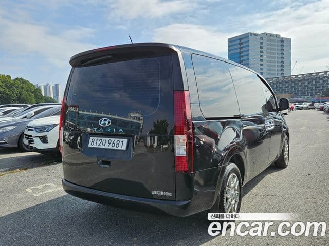 Hyundai Staria Modern, 2022 3