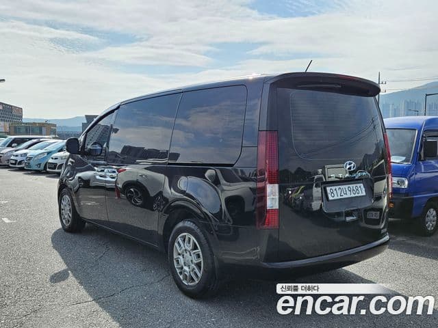 Hyundai Staria Modern, 2022 все фото